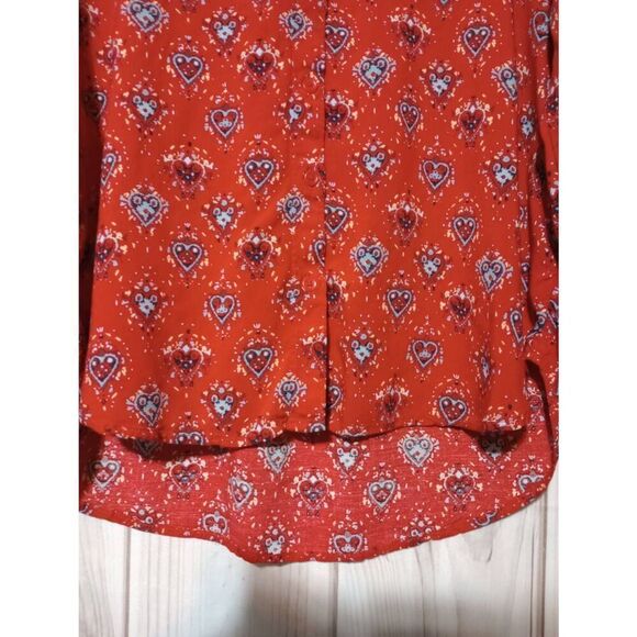 BeachLunchLounge Shirt Ladies Large Red Button Front Long Sleeve Heart - Picture 4 of 8
